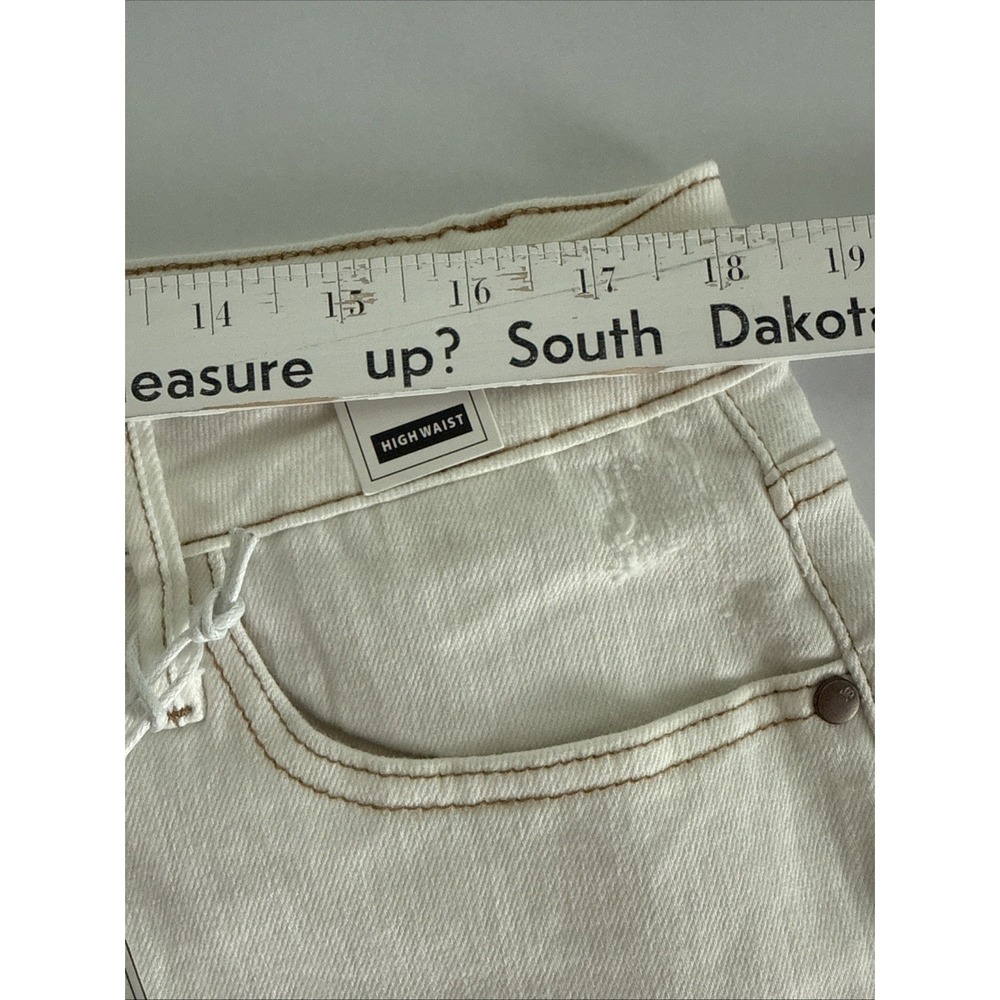 Judy Blue white cream Denim Tummy control Shorts Distressed Womens Size 2XL NWT - Picture 8 of 9